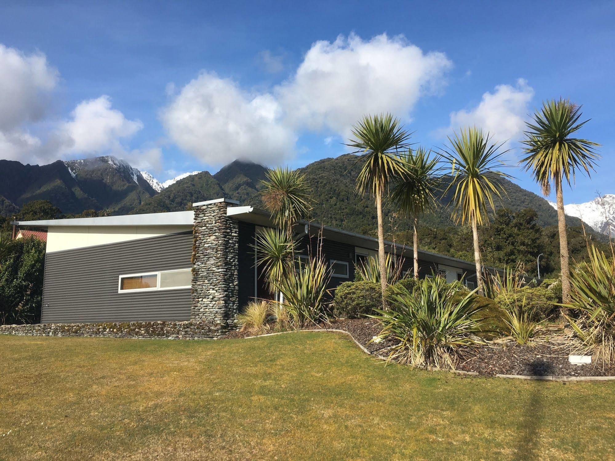 The Westhaven Motel Fox Glacier Exterior foto