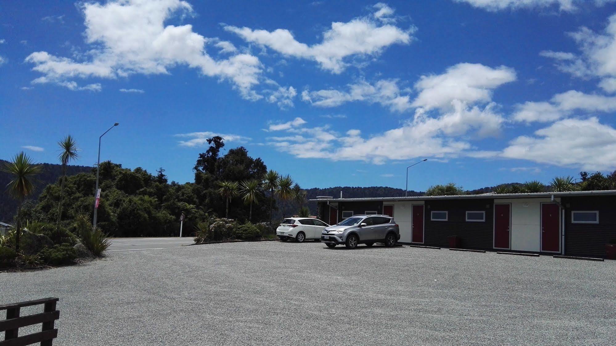 The Westhaven Motel Fox Glacier Exterior foto